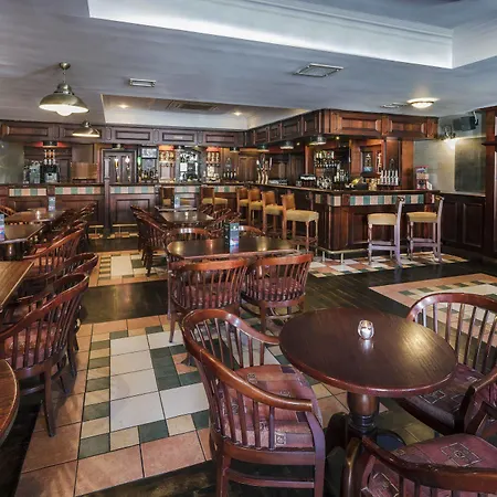 Bay Hotel Downings